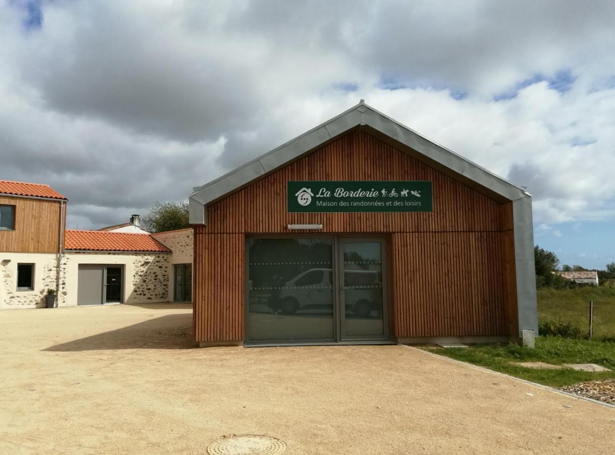 La Borderie - Maison Des Randonnees - Gite Etape - Gite De Groupe Vaire Экстерьер фото